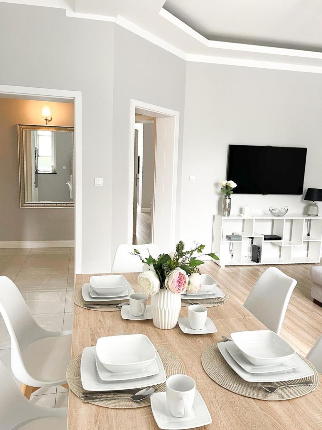 Luksusowy Apartament Dla 6 Osob - 90 M2 Swinoujscie Exterior photo